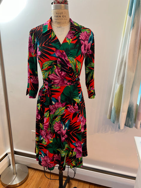 Thoughts on (OOP) V8379 Wrap Dress – Gorgeous Fabrics