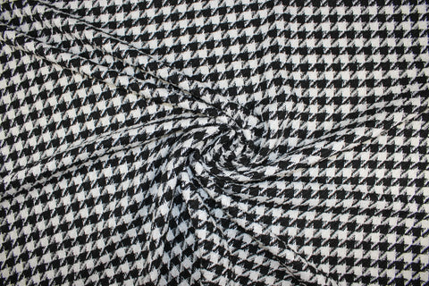 Tide Rolls In Houndstooth Bouclé - Black/White