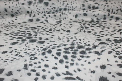 Avenue M0ntaigne Animal Print Stretch Bottom Weight - Grays on White