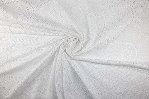 Pineapple scalloped border broderie anglaise (eyelet)