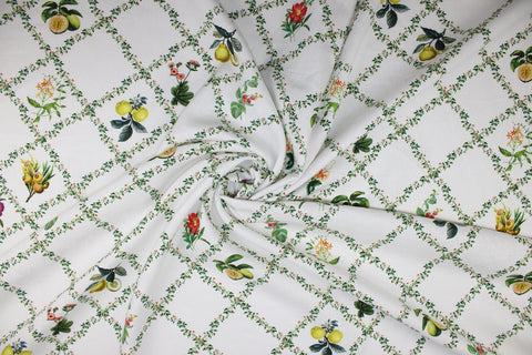 0scar de Renta linen