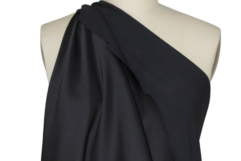 Italian selvage marked cady fabric