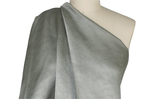 0scar de la Rent@ silk brocade