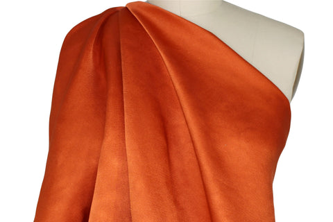 0scar de la Rent@ silk brocade