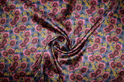 0scar silk twill with a floral print on plaid