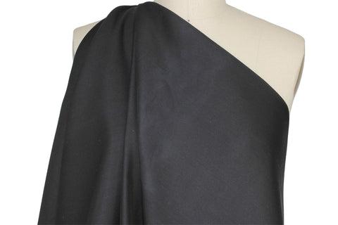 Italian wool "Gazar" crisp broadcloth