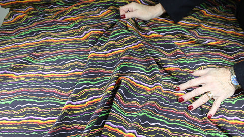 Squiggly lines silk crepe de chine